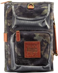 "Way-Truth-Life" Badge Tri-Fold Bible / Book Organizer, Realtree Camo, Large